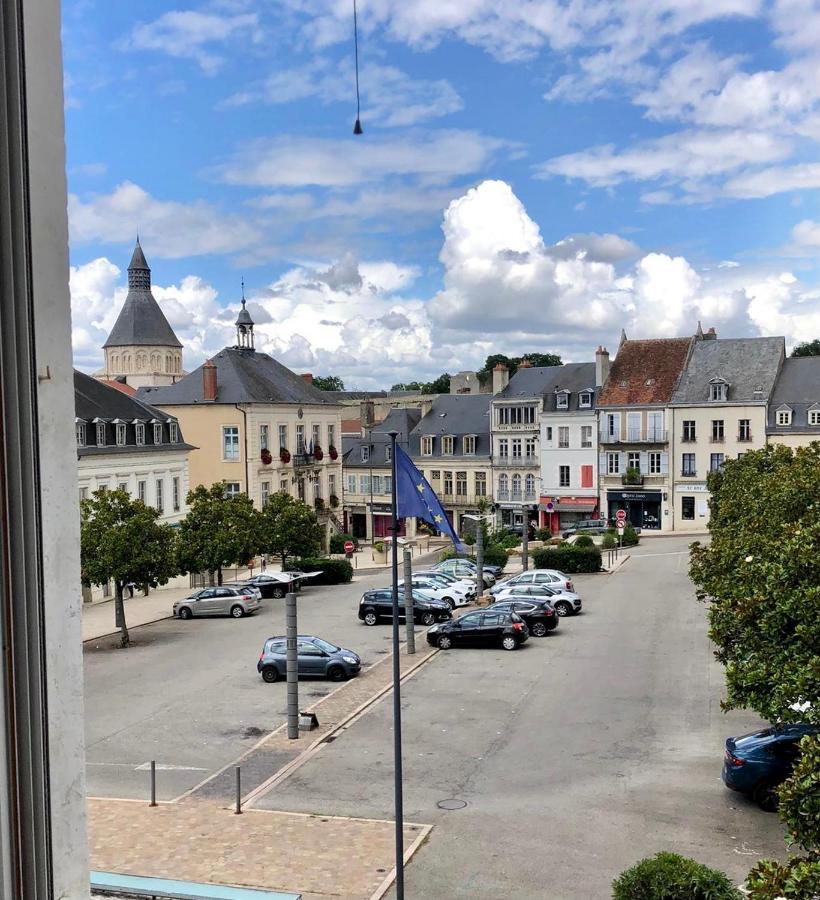 Coeur De La Charite Sur Loire Villa Bagian luar foto